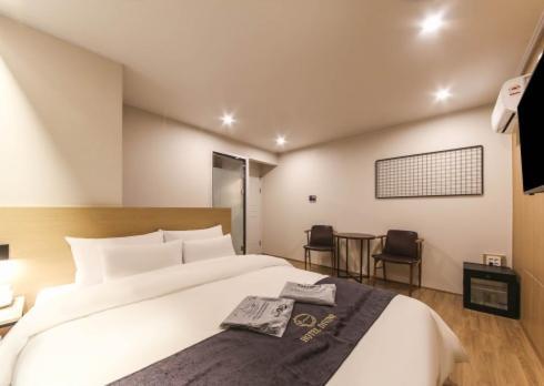 Gwangju Divine Hotel Gwangju Metropolitan City Pokój zdjęcie
